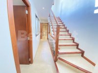 End large townhouse by the river  (9)