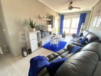 Fully refurbished 2nd floor apartment (0)