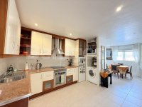 Immaculate villa with guest accomodation (17)