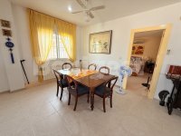 Immaculate villa with guest accomodation (4)