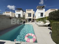 Immaculate detached villa (0)