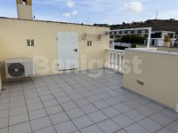 Semi-detached villa with separate accomodation (20)