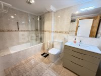 Semi-detached villa with separate accomodation (15)