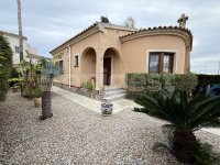 Large corner plot - Three bedroom detached villa (15)