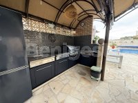 Large corner plot - Three bedroom detached villa (2)