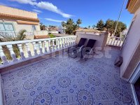 Corner detached refurbished villa (18)