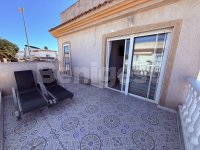 Corner detached refurbished villa (4)