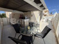 Corner detached refurbished villa (23)