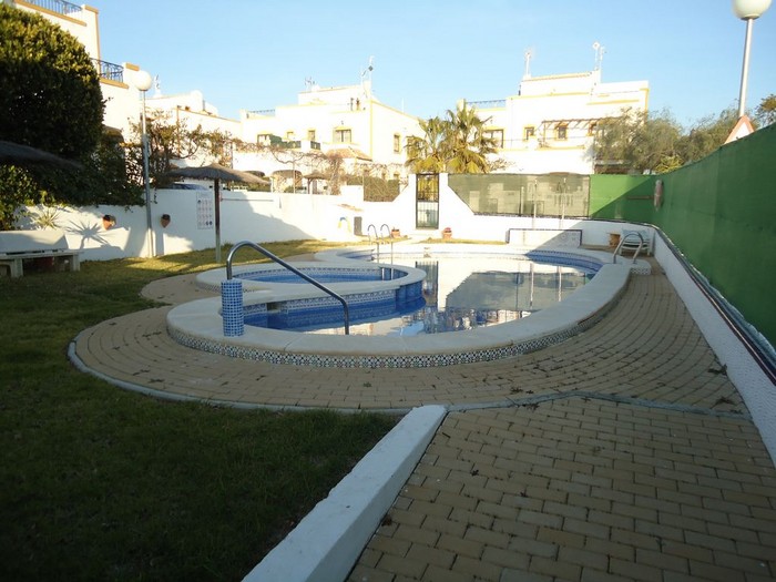 Townhouse for sale in Entre Naranjos €92,500 (CM2694)