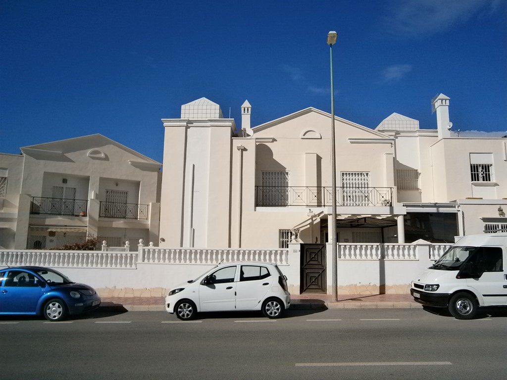 Townhouse for sale in Doña Pepa €109,950 (CM3577)