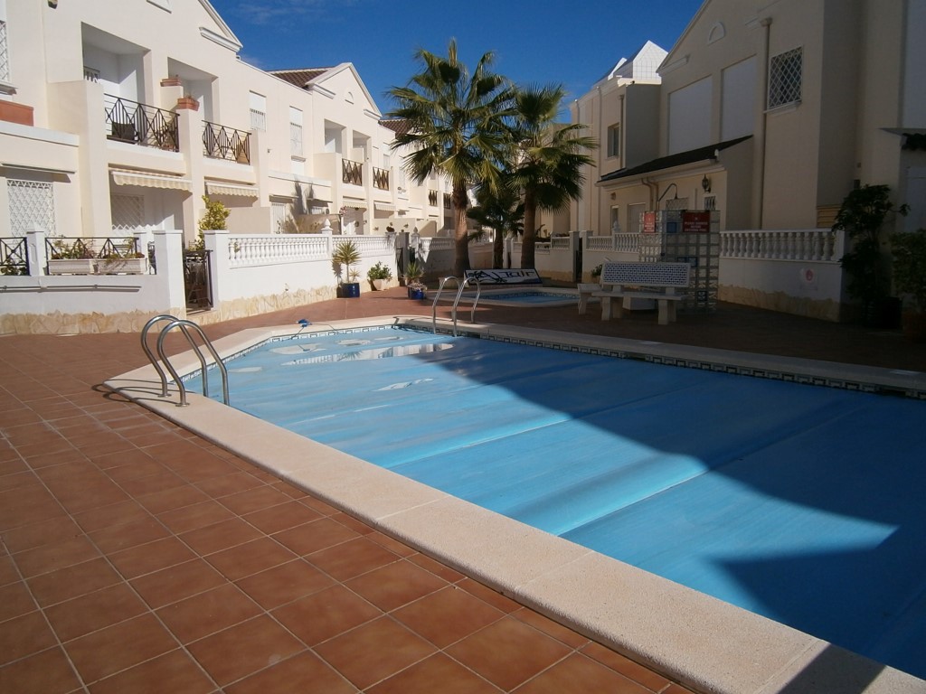 Townhouse for sale in Doña Pepa €109,950 (CM3577)