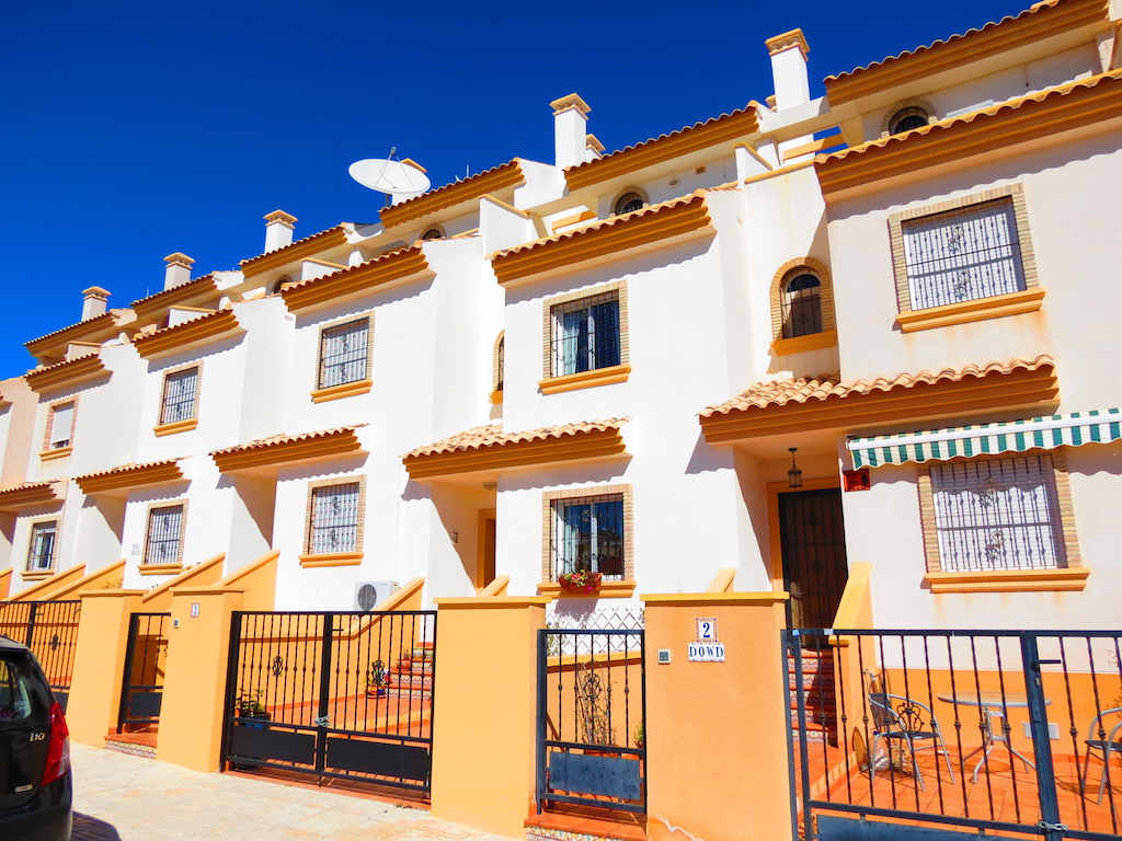 Casas Manuel The Family Estate Agent you can TRUST