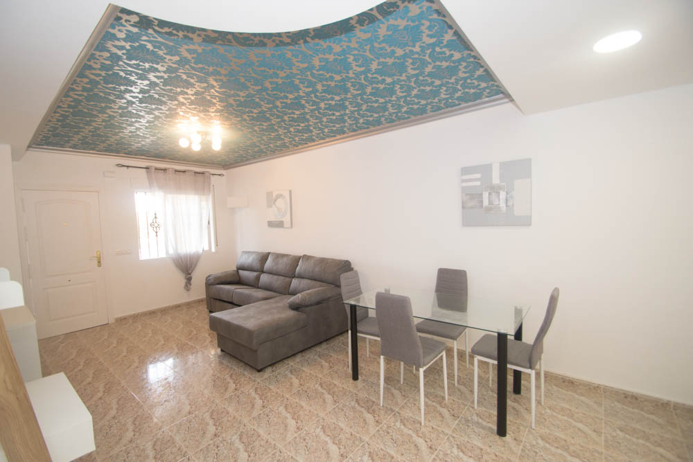 Townhouse for sale in Villamartin Blue Lagoon €118,000 (CM6441)