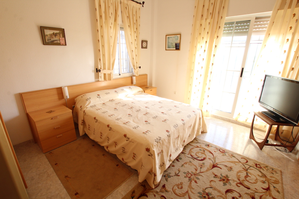 Villa for sale in Los Alcazares €210,000 (CM6628)