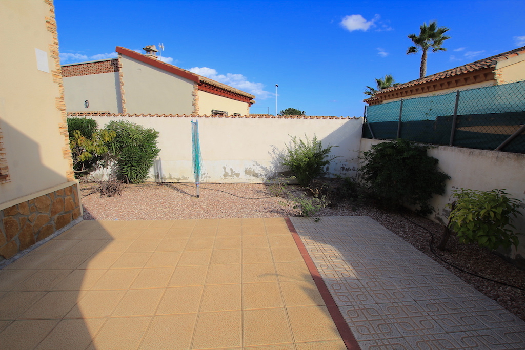 Villa for sale in Formentera Del Segura €249,500 (CM6698)