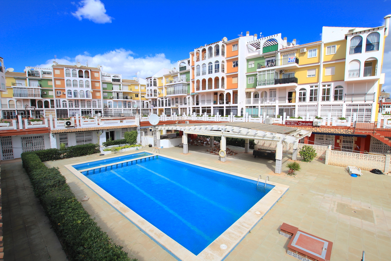 Apartment for sale in Torrevieja Mar Azul €89,000 (CM7499)