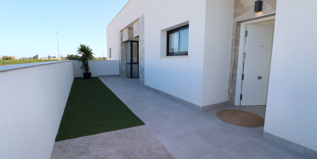 Villa for sale in Daya Nueva €249,000 (CM7513)