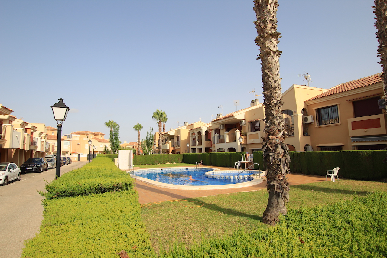 Apartment for sale in Torrevieja El Hondo €99,500 (CM7599)