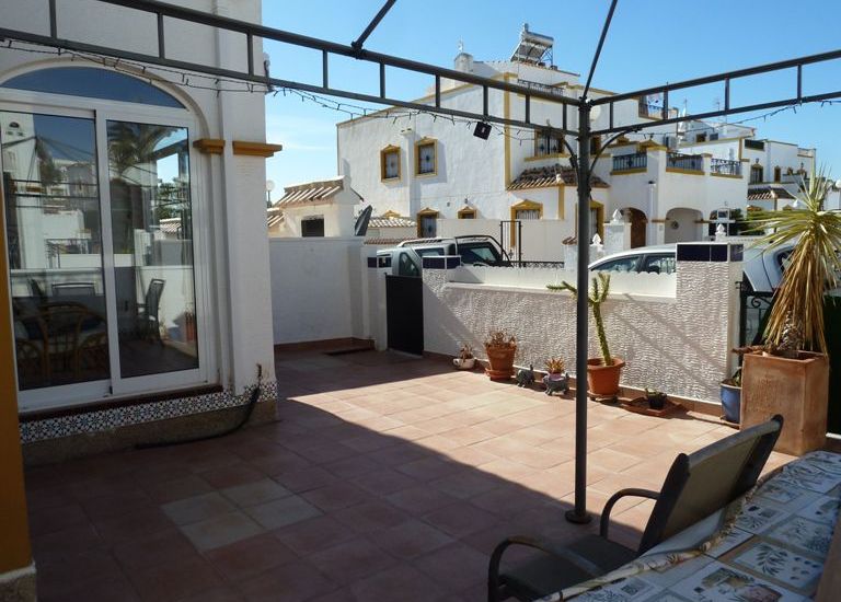Townhouse for sale in Entre Naranjos Vistabella €107,995 (CM7750)