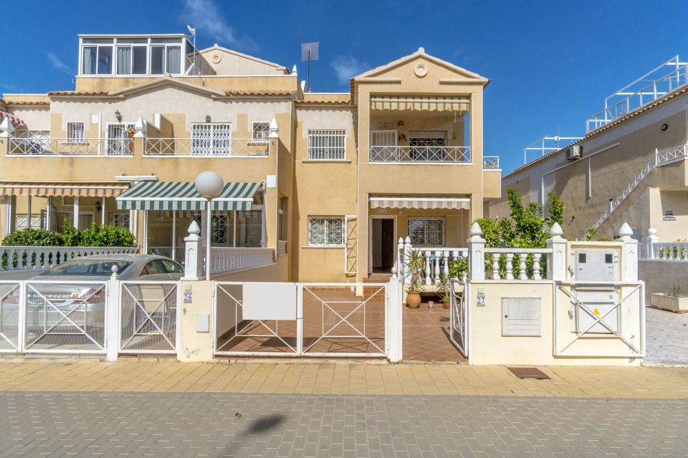 Apartment for sale in Torrevieja La Torreta €84,800 (CM7764)