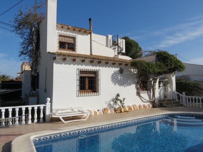 Villa for sale in Cabo Roig €490,000 (CM3694)