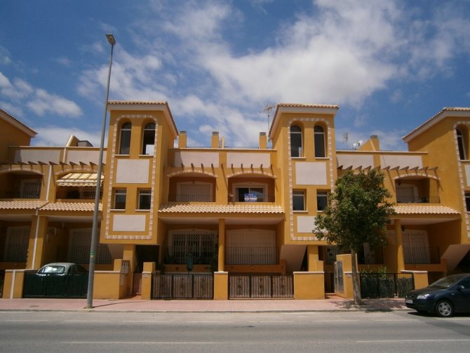 Apartment for sale in Daya Nueva €44,950 (CM3711)