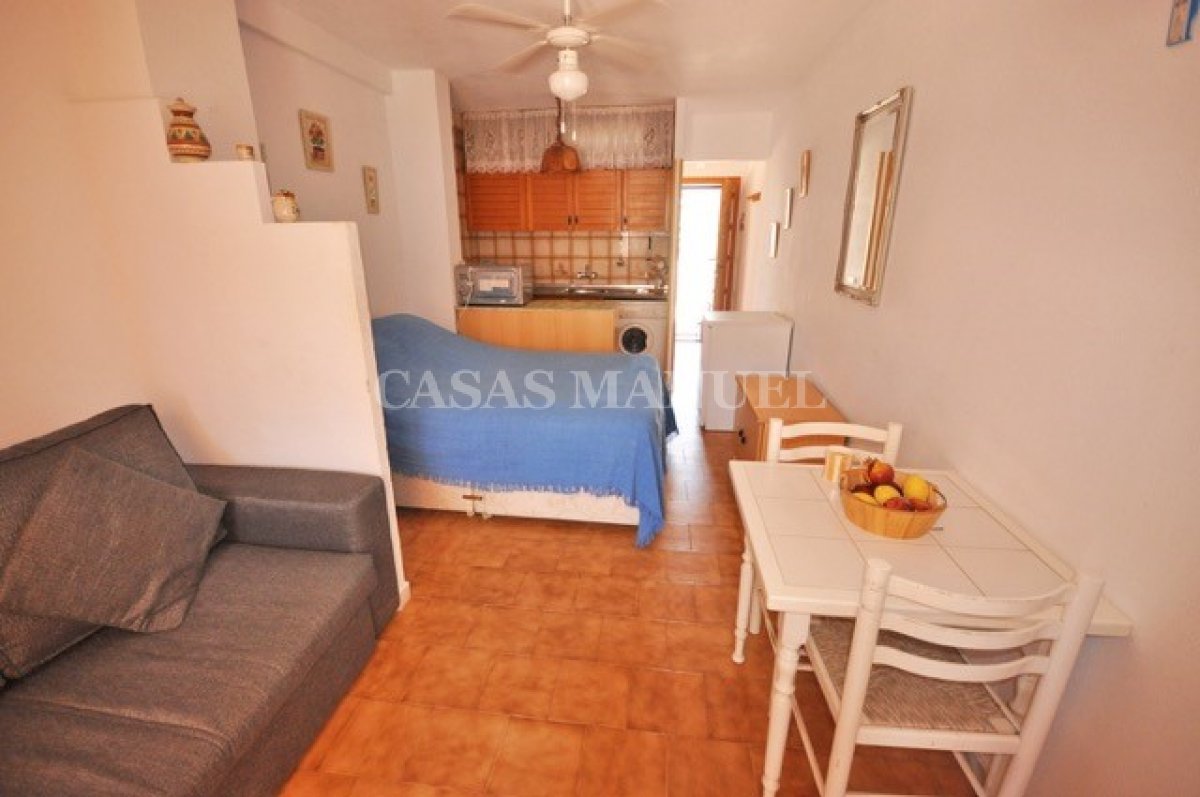 Apartment for sale in Torrevieja Mar Azul €44,999 (CM7587)