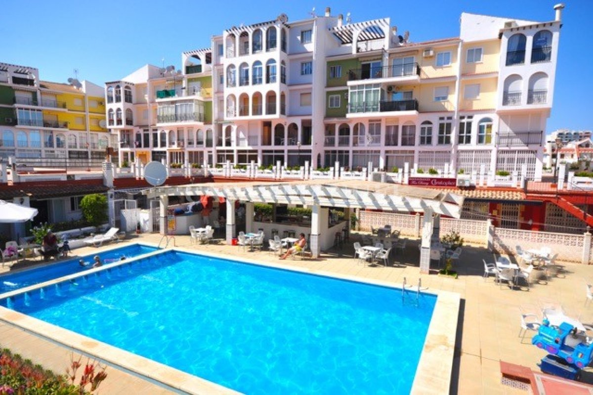 Apartment for sale in Torrevieja Mar Azul €44,999 (CM7587)