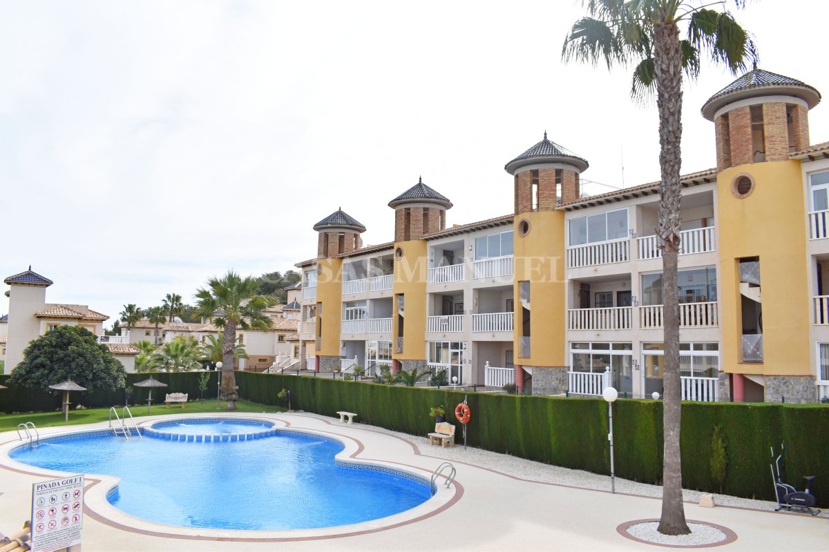 Apartment for sale in Villamartin €79,950 (CM7605)