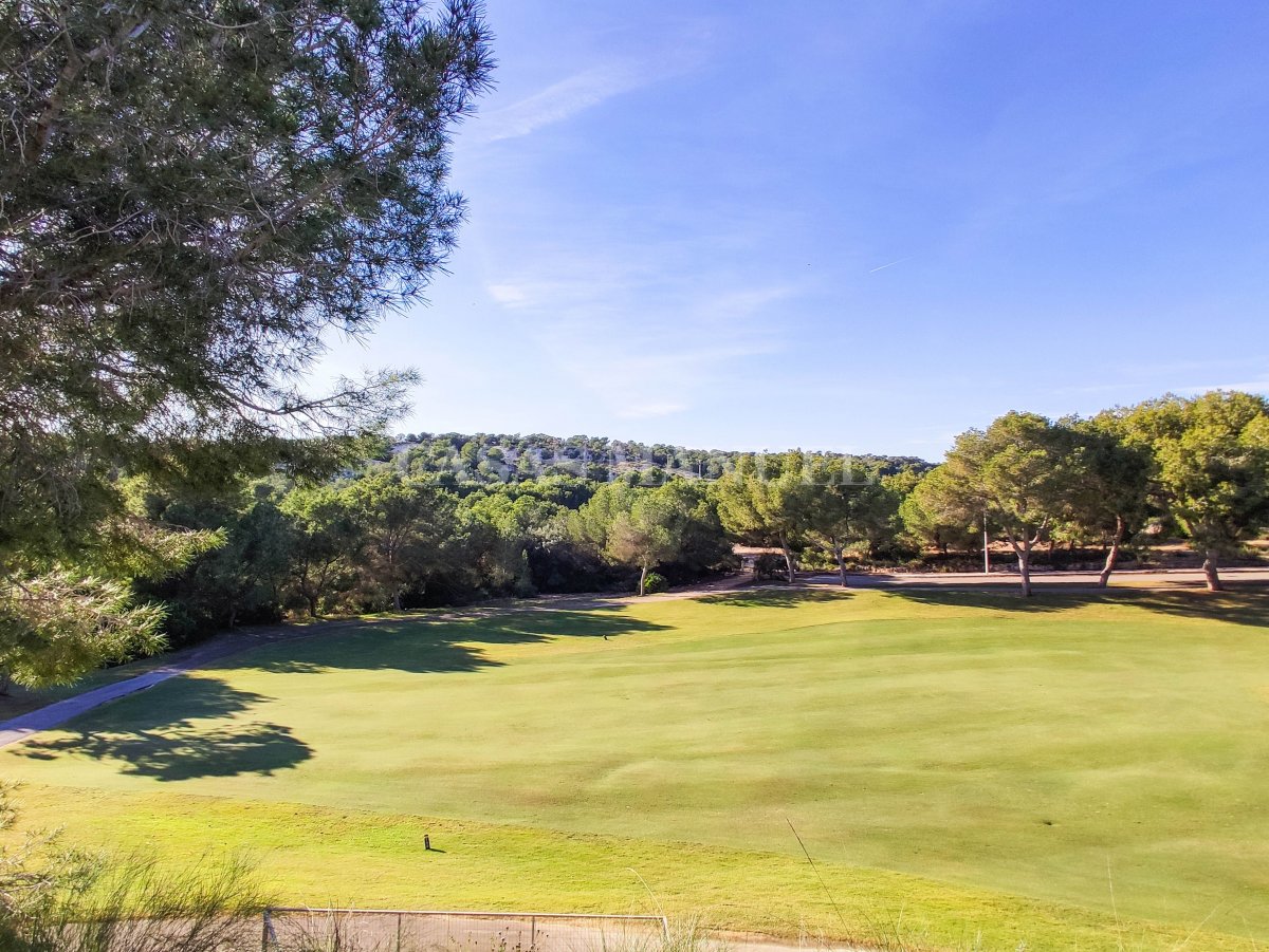 Villa for sale in Villamartin Las Ramblas €499,900 (CM7753)