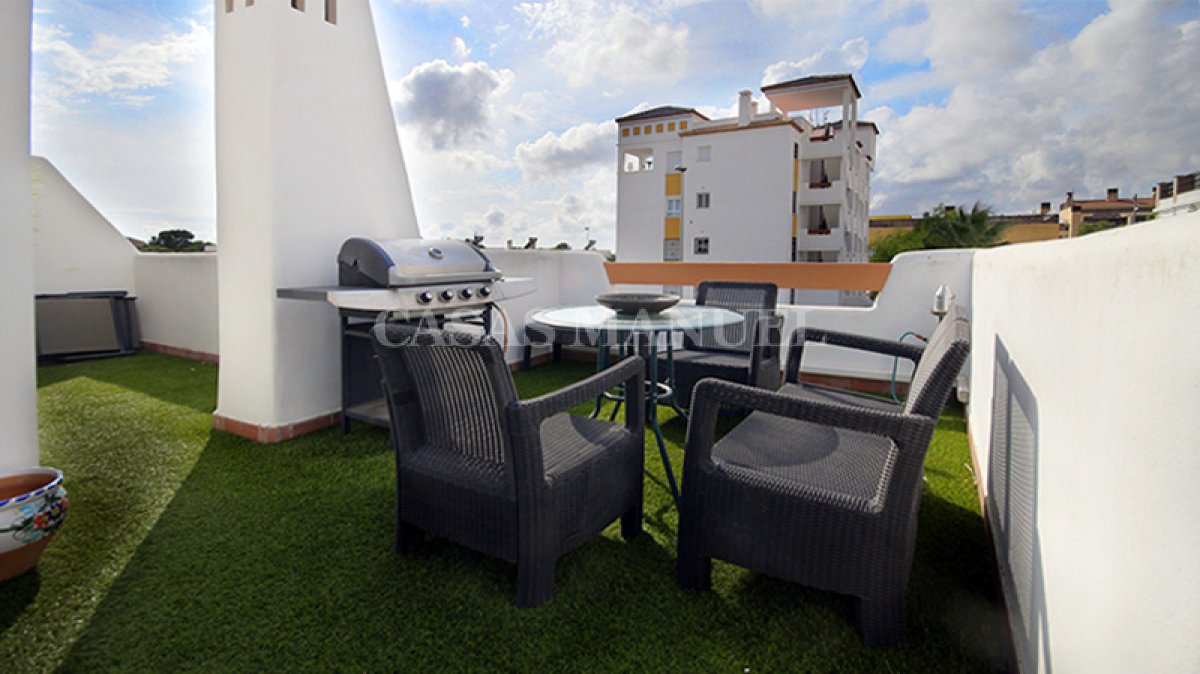 Townhouse for sale in Villamartin €159,950 (CM7876)