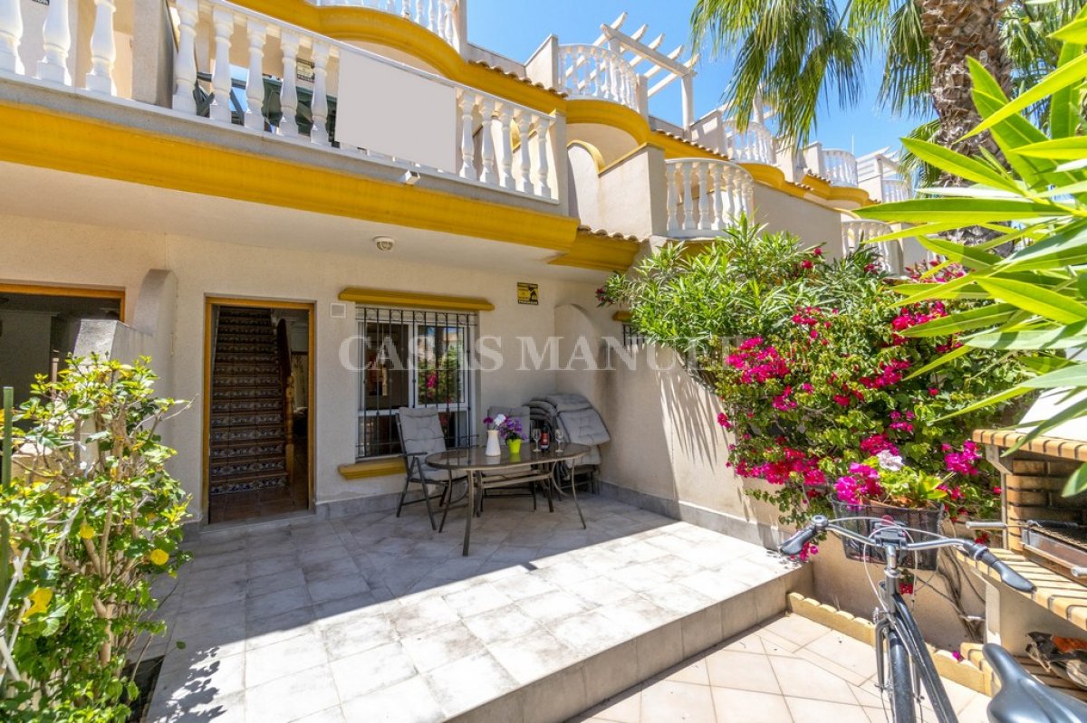 Townhouse for sale in Cabo Roig €199,000 (CM8398)