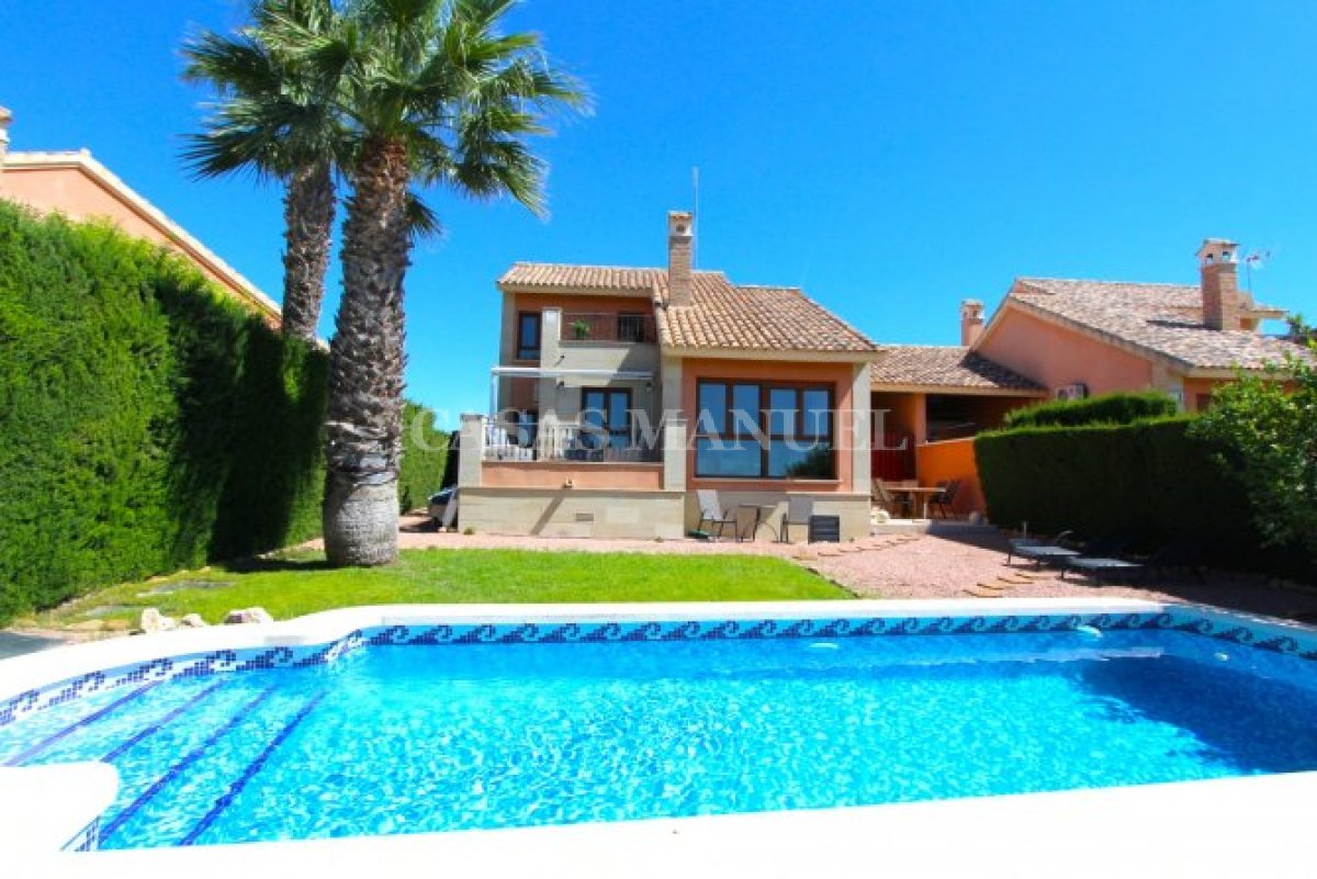 Villa for sale in Algorfa La Finca Golf €339,000 (CM8742)