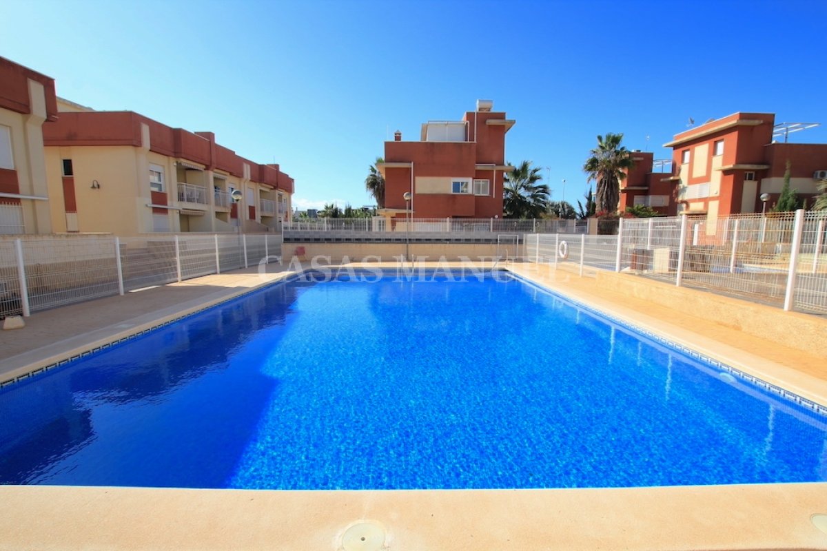 Villa for sale in Cabo Roig €220,000 (CM8833)