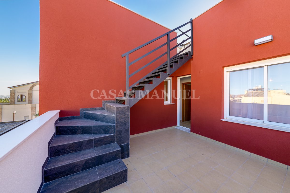 Townhouse for sale in Algorfa La Finca Golf €215,000 (CM8863)