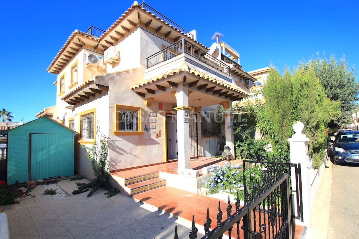 Townhouse for sale in Cabo Roig €149,500 (CM9076)