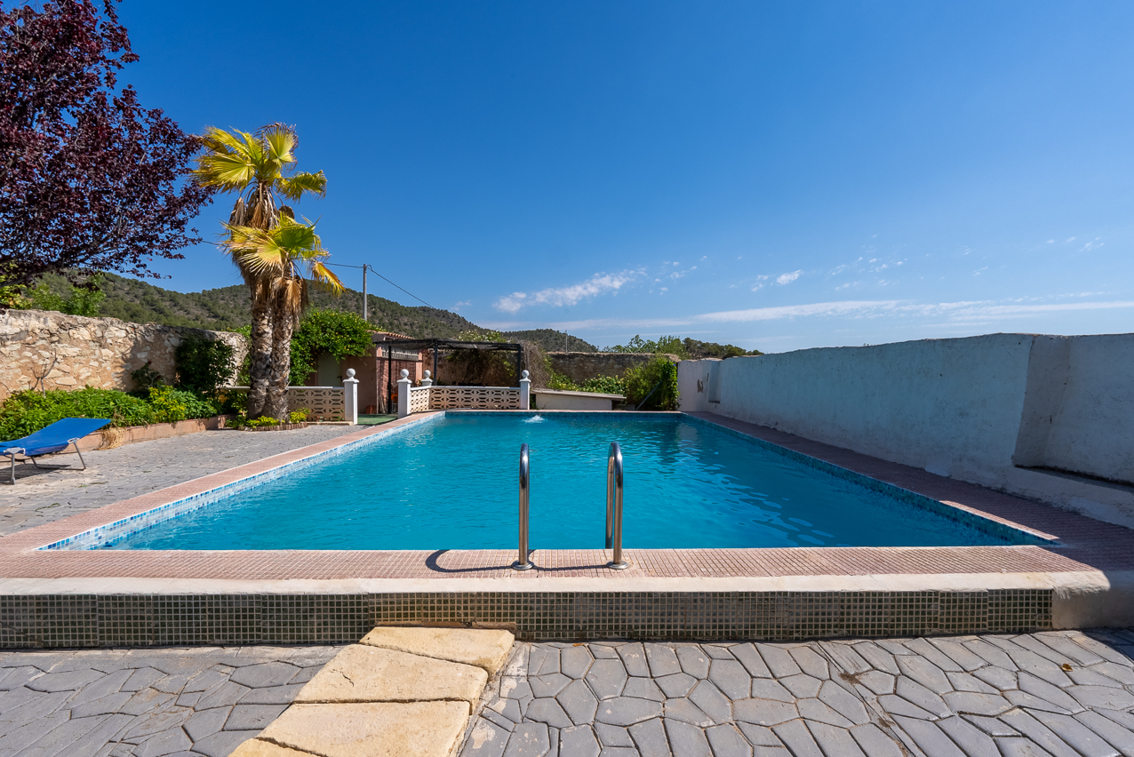 House in Chinorlet - Image 4