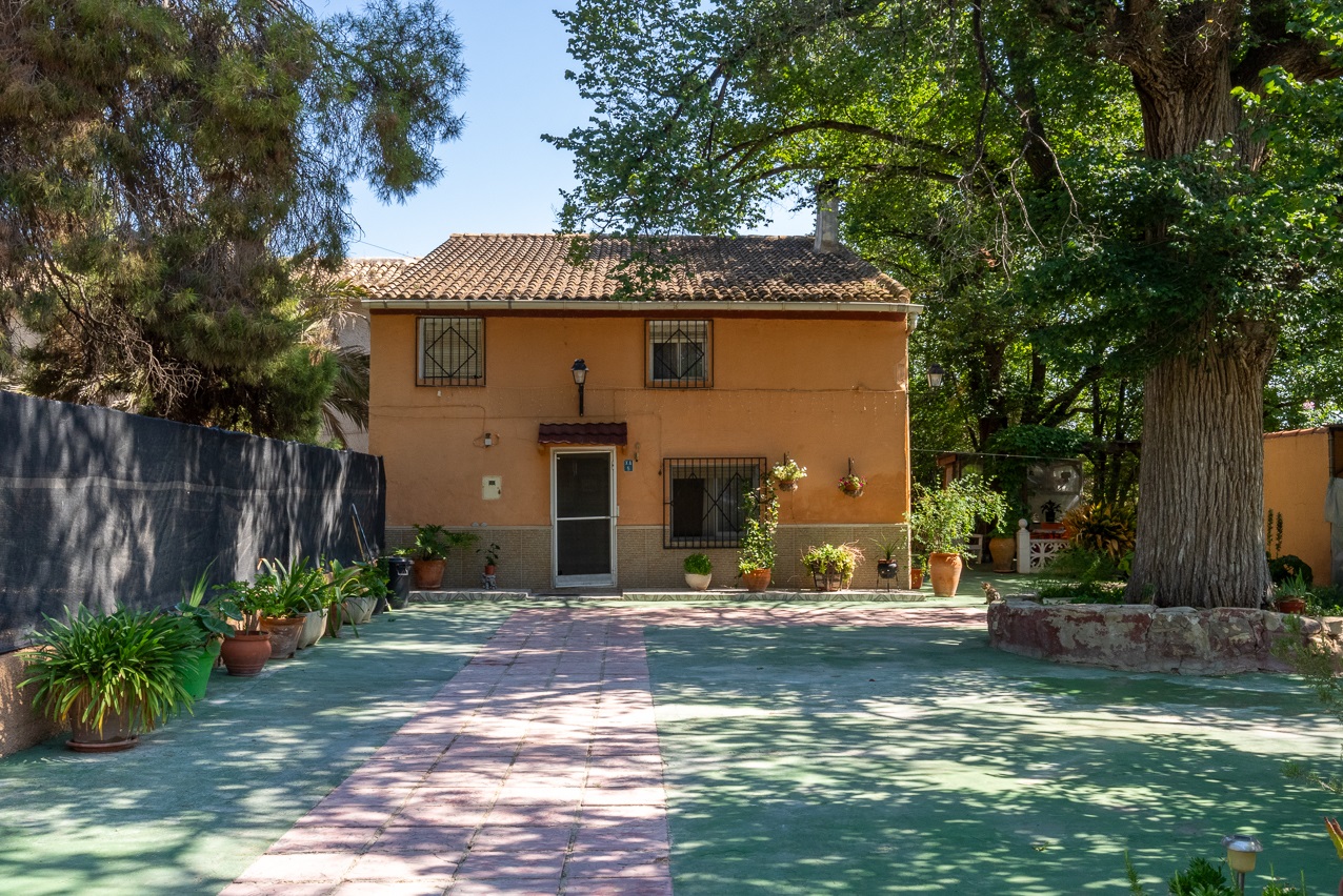 House in Chinorlet - view 1