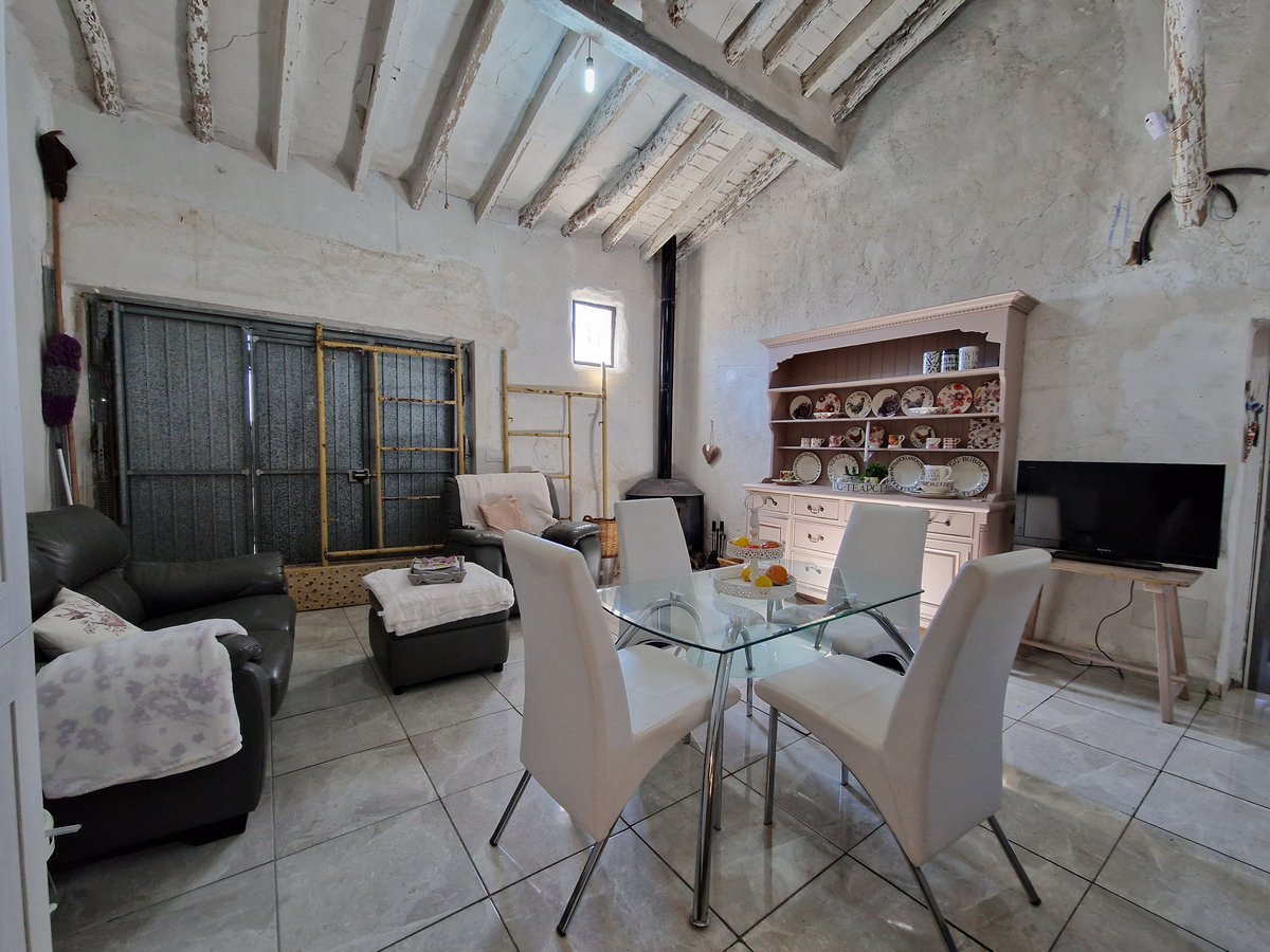 Country House for sale in Canada Del Trigo €160,000 (CF2737)