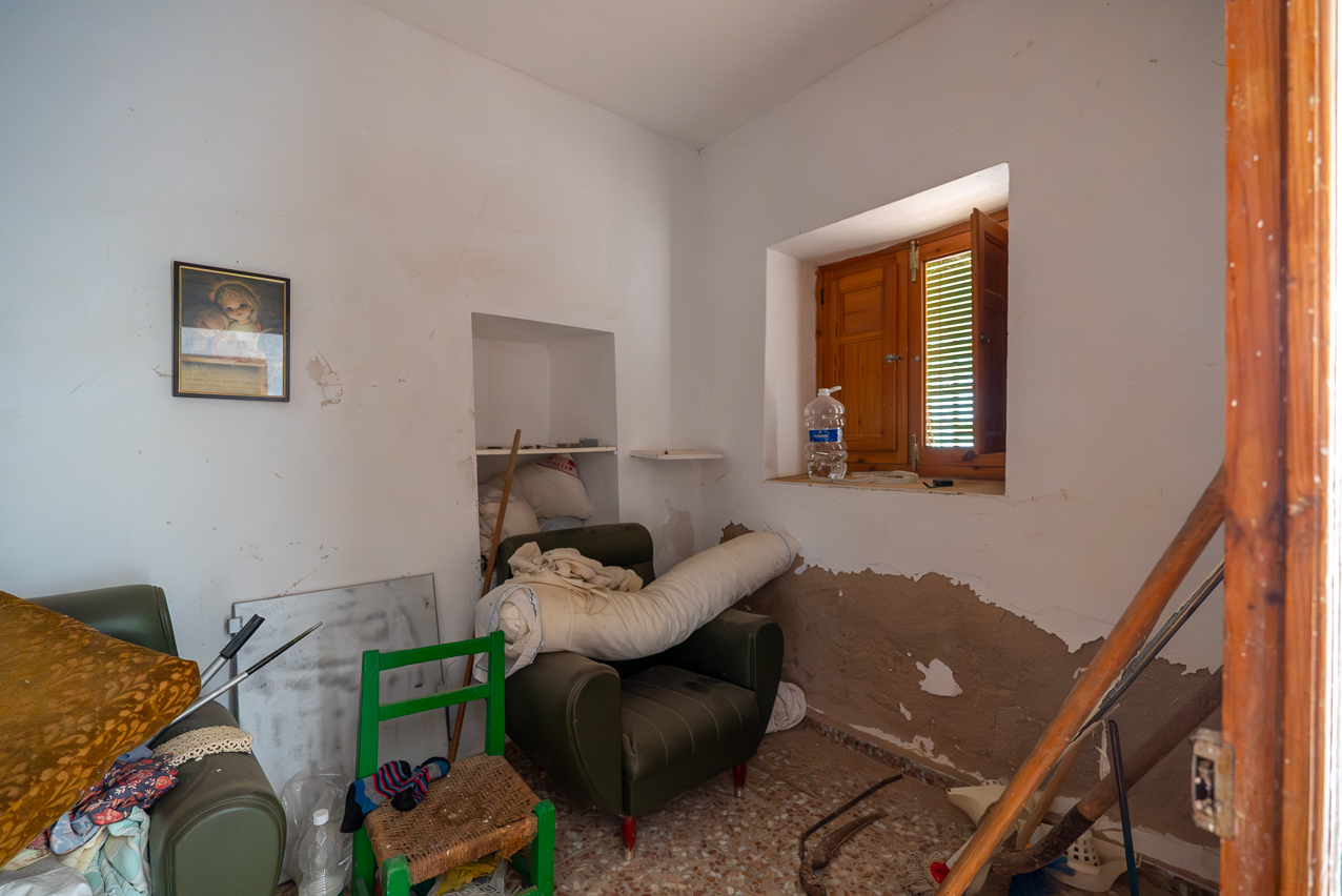 House in Yecla - Image 4