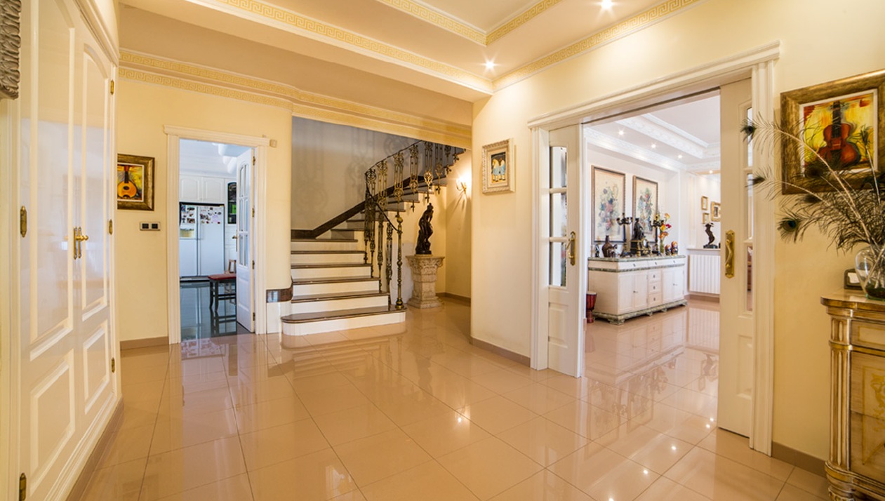 Villa in Yecla - Image 3