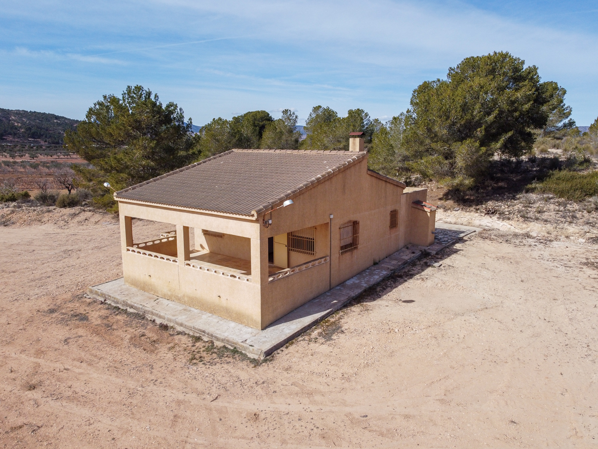 House in Pinoso - view 1