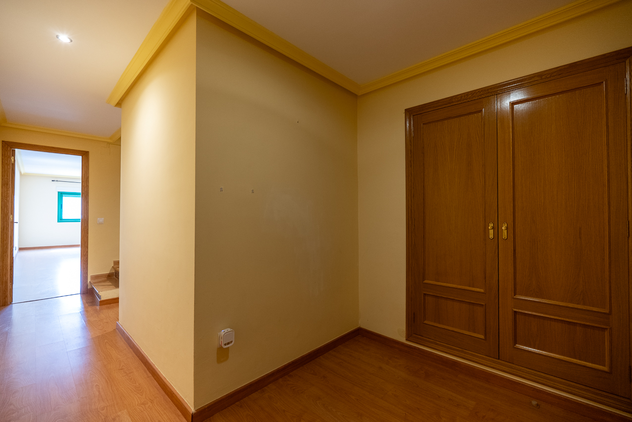 Apartment in Pinoso - Image 3