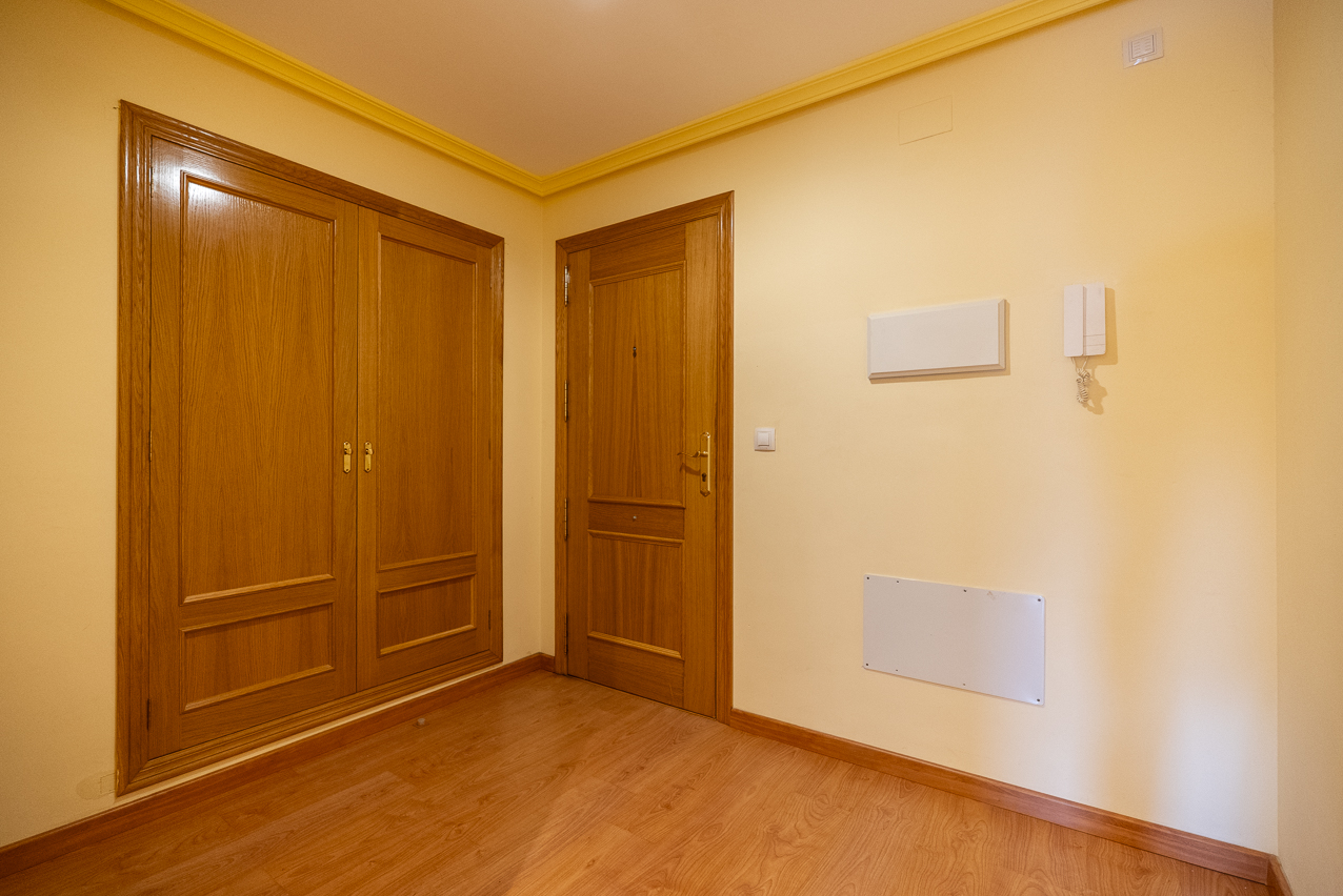 Apartment in Pinoso - Image 2