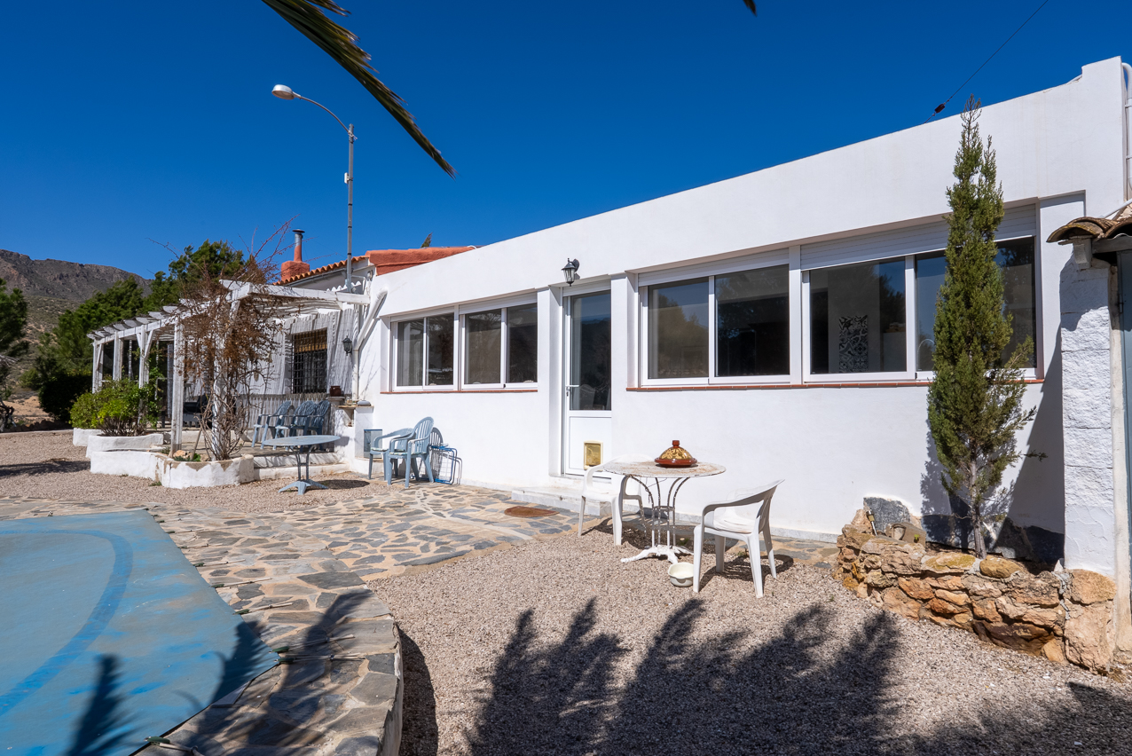 House in Fuente del Pino - Image 3