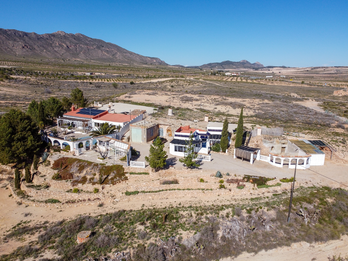 House in Fuente del Pino - Image 2
