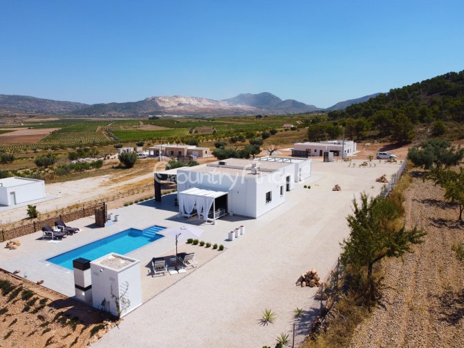 Villa for sale in Canada de la Lena €299,995 (CF1921)