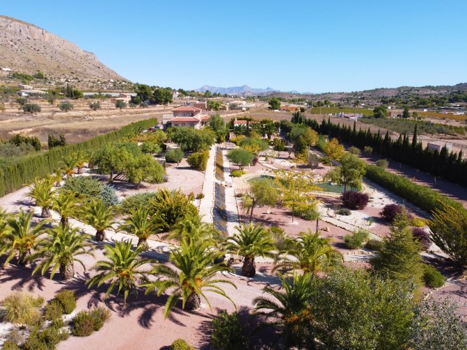 Villa for sale in Hondon De Las Nieves €399,995 (CF2243)