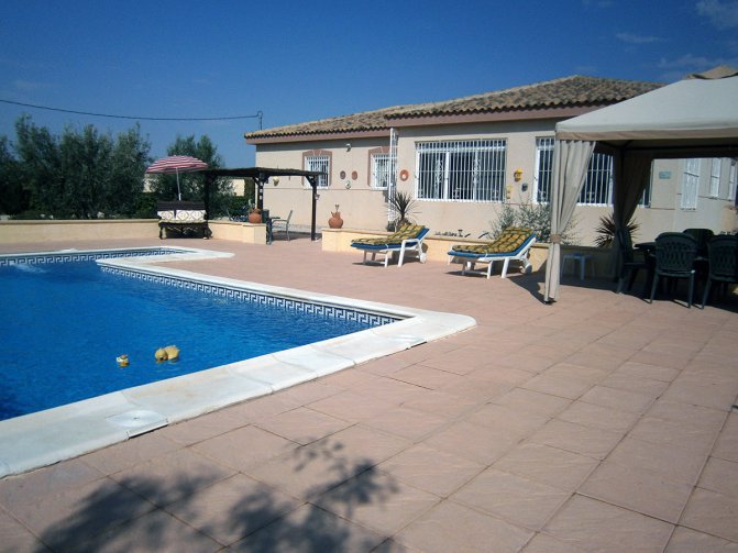 Villa for sale in Hondon De Las Nieves €225,000 (CF781)
