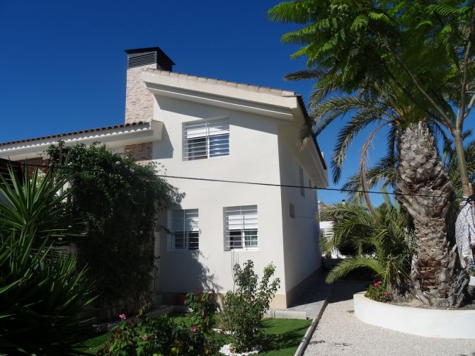 Villa for sale in Fortuna €275,000 (CF1214)